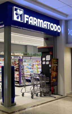  FARMATODO en Santafé Medellín
